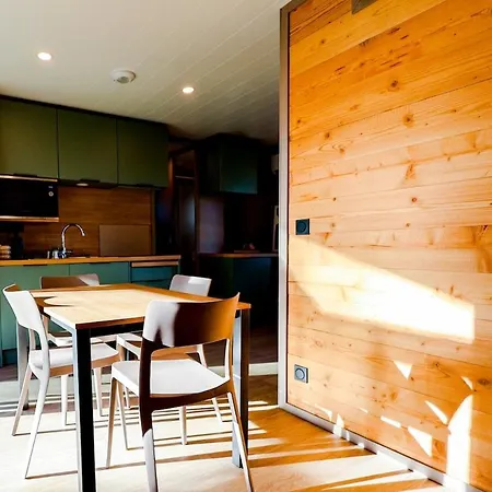 Prestige 50 Chalet *