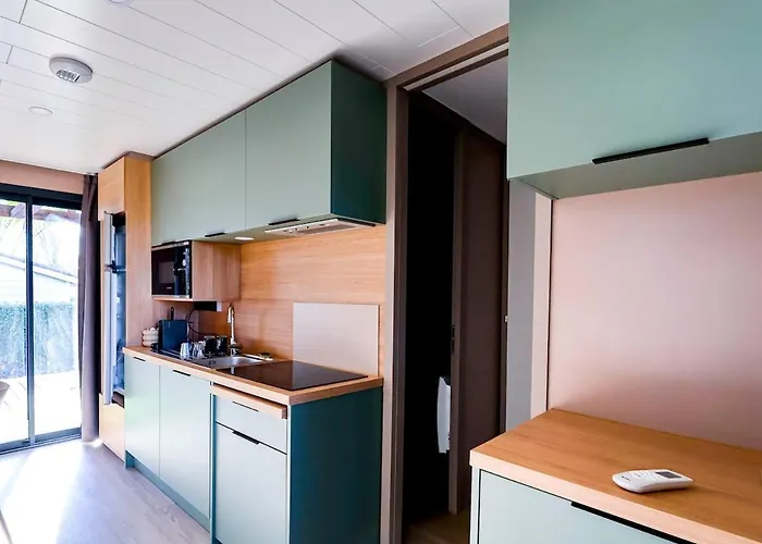 Chalet Prestige 50 *